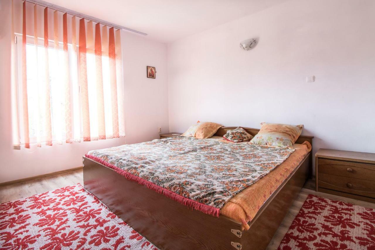 Casa De Vacanta Jeny Новач-Стрэйни Экстерьер фото