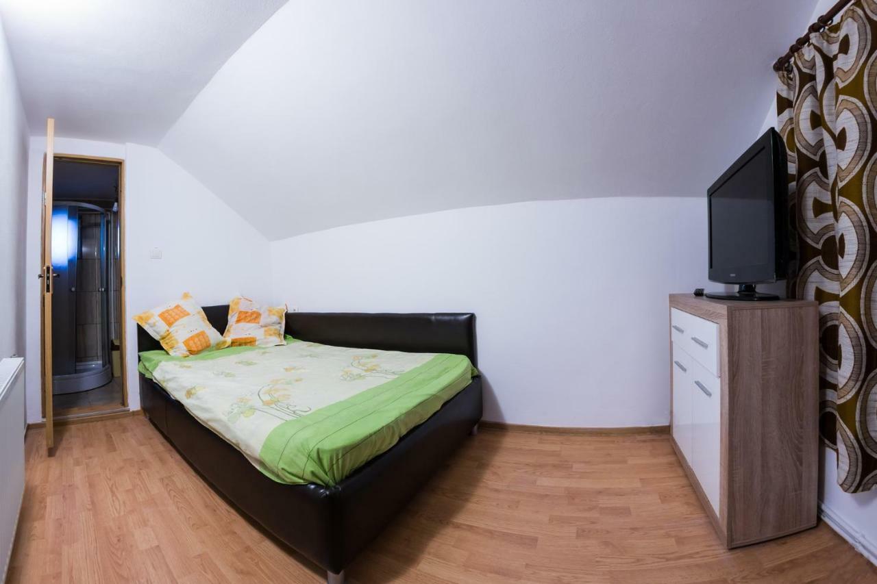 Casa De Vacanta Jeny Новач-Стрэйни Экстерьер фото